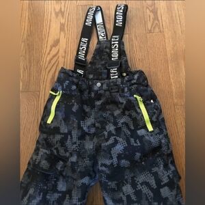 MONSTER - Boys Grey Black Camouflage Snow Pants w/ Adjustable Suspenders Size 5